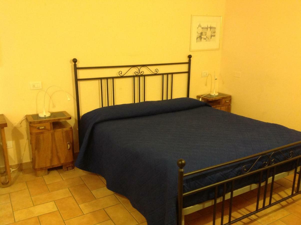 San Francesco Bedrooms Urbino Exterior photo
